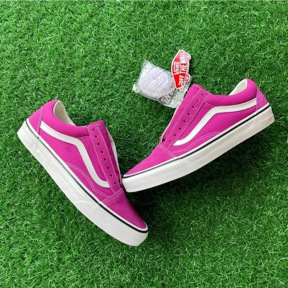 NEW "Old Skool" Authentic Vans in fuschia color - Picture 1 of 6
